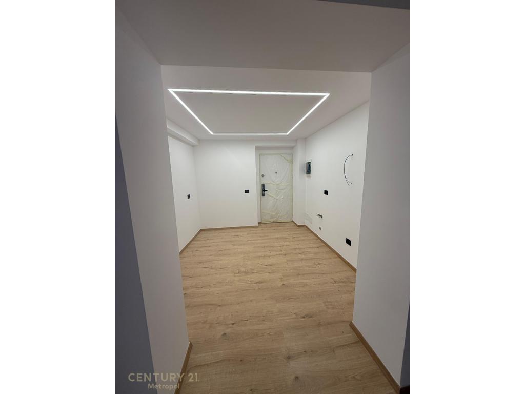Locale commerciale in affitto, block! (3)