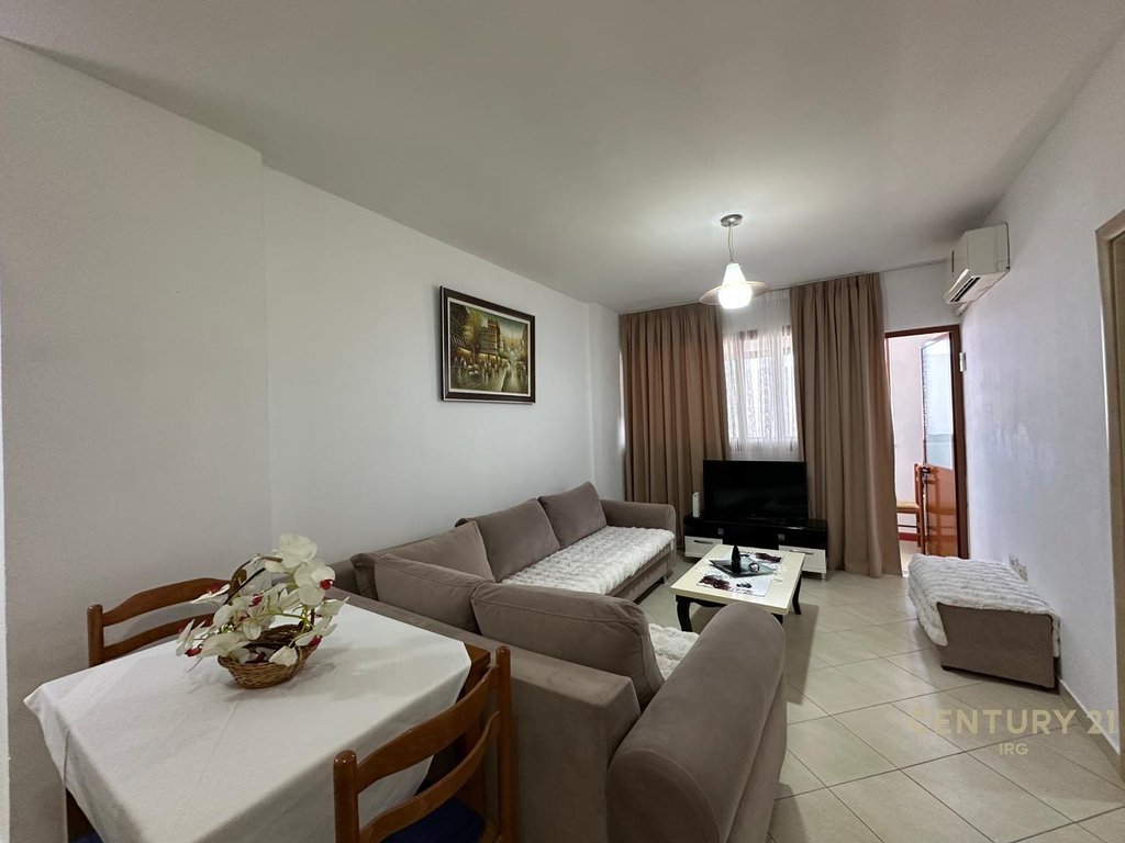 Apartament 2+1+2 për shitje në rrugën mihal grameno (6)