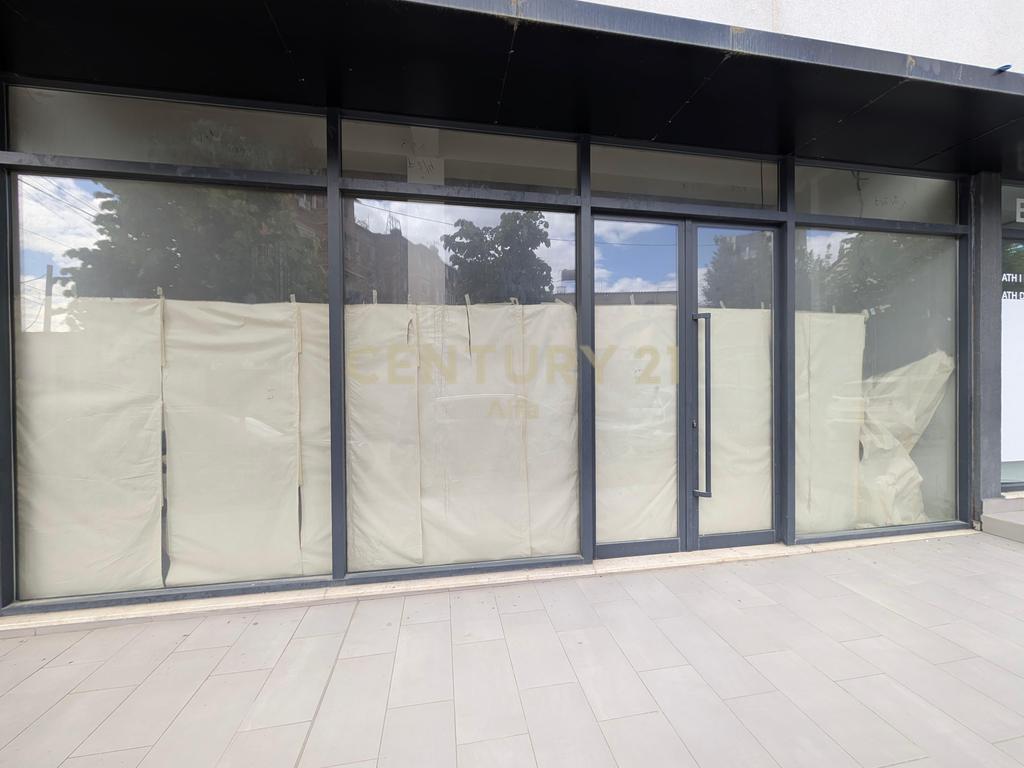 Ambient komercial, corner për shitje (7)