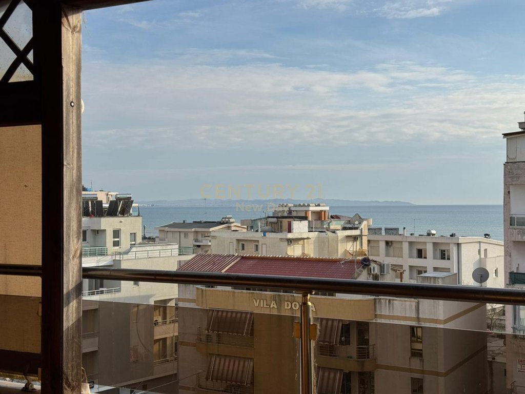 Appartement 2+1+ véranda à vendre à la plage, Durrës - 140 000 € | 110 m²