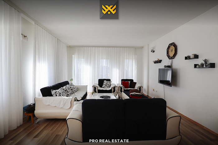 Casa de 324m² à #vendre em kodrën e trimave