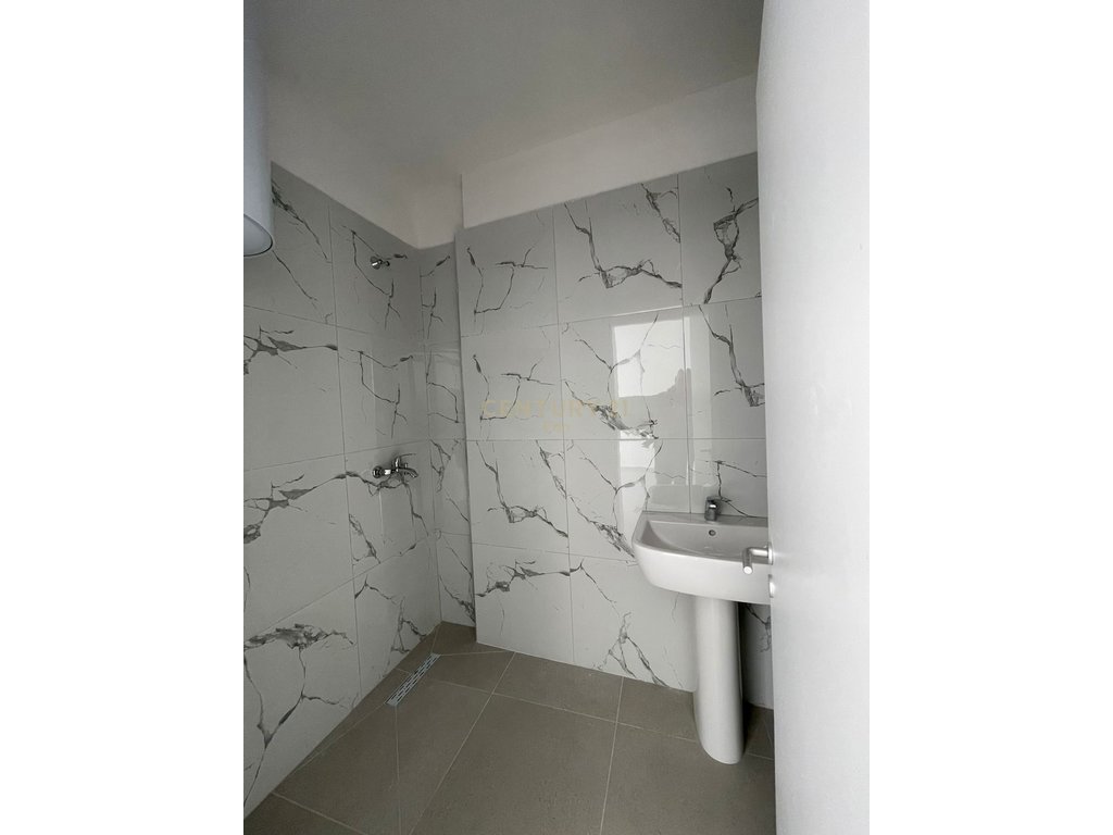 Appartement 1+1 à vendre dans la résidence eon golem!