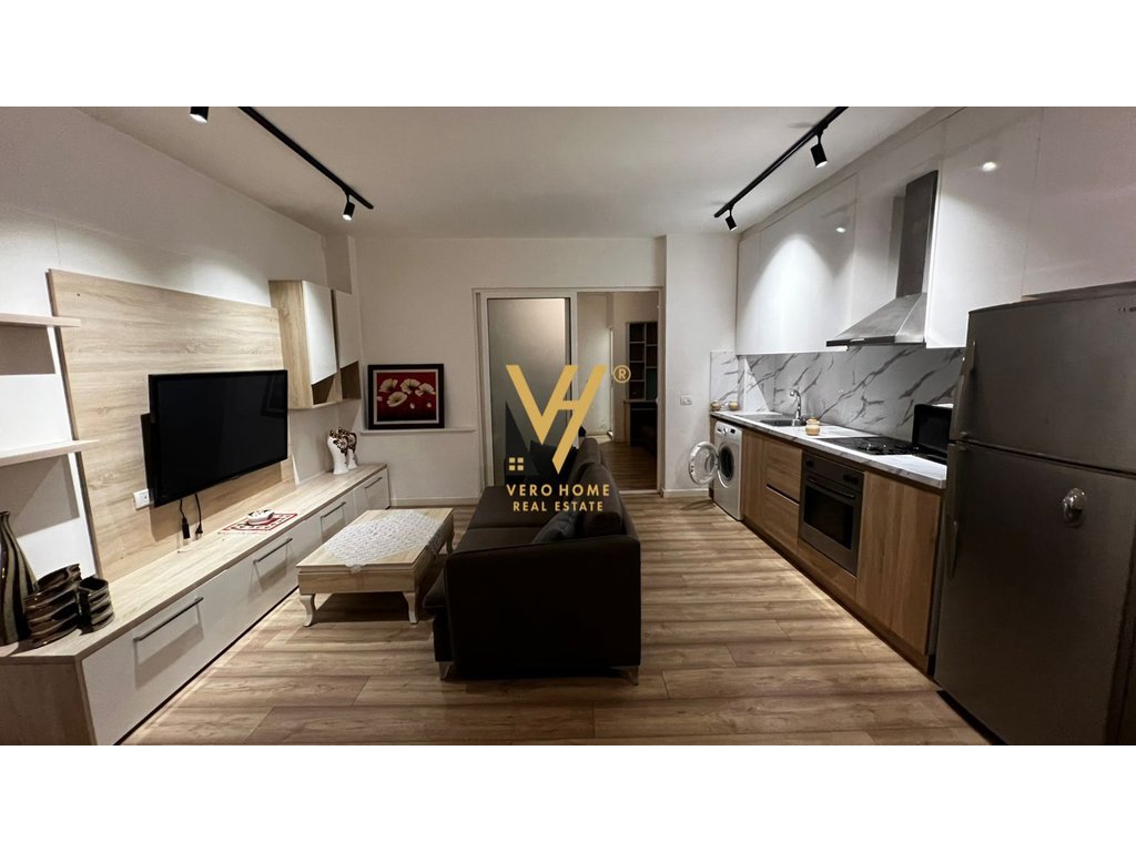 Jepet apartament 1+1 me qira te barrikada 500 euro