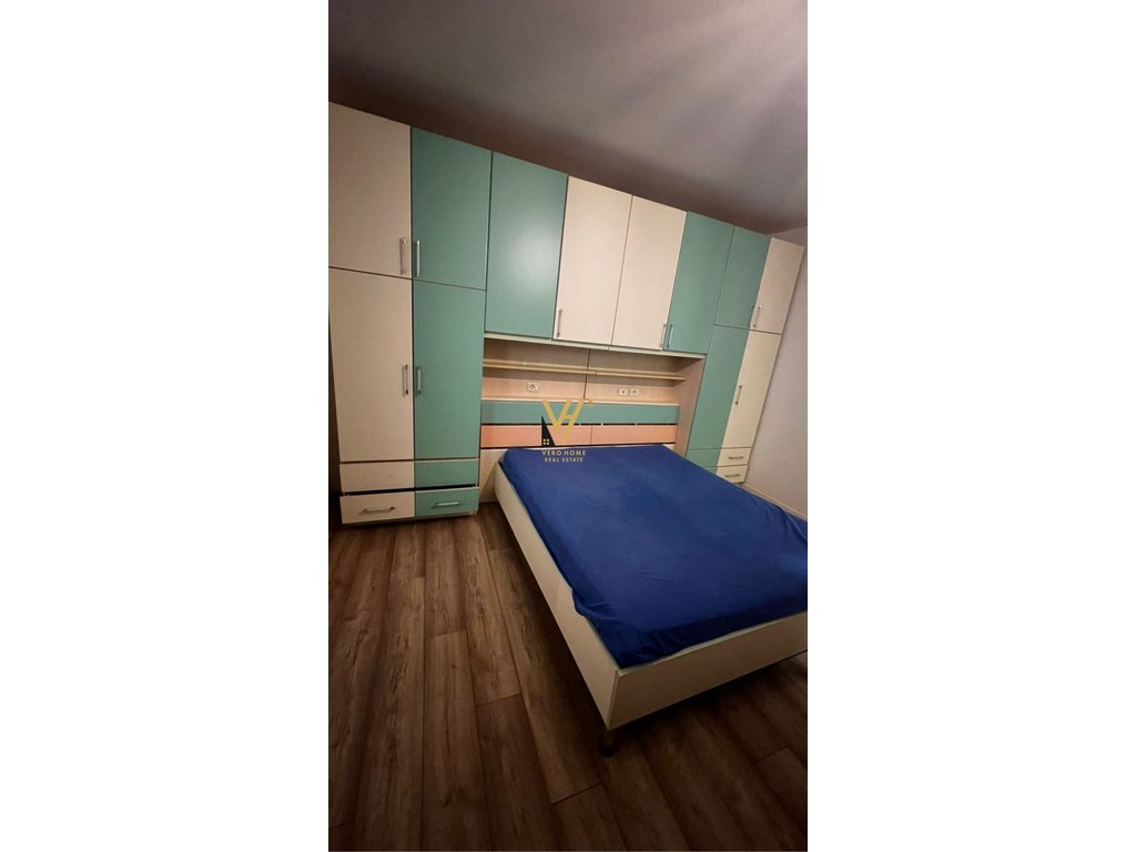 Jepet apartament 1+1 me qira te barrikada 500 euro