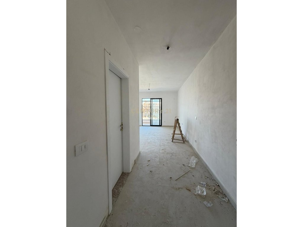 Apartment 1+1 in zwei garsonieren, im eon-residenz in golem!