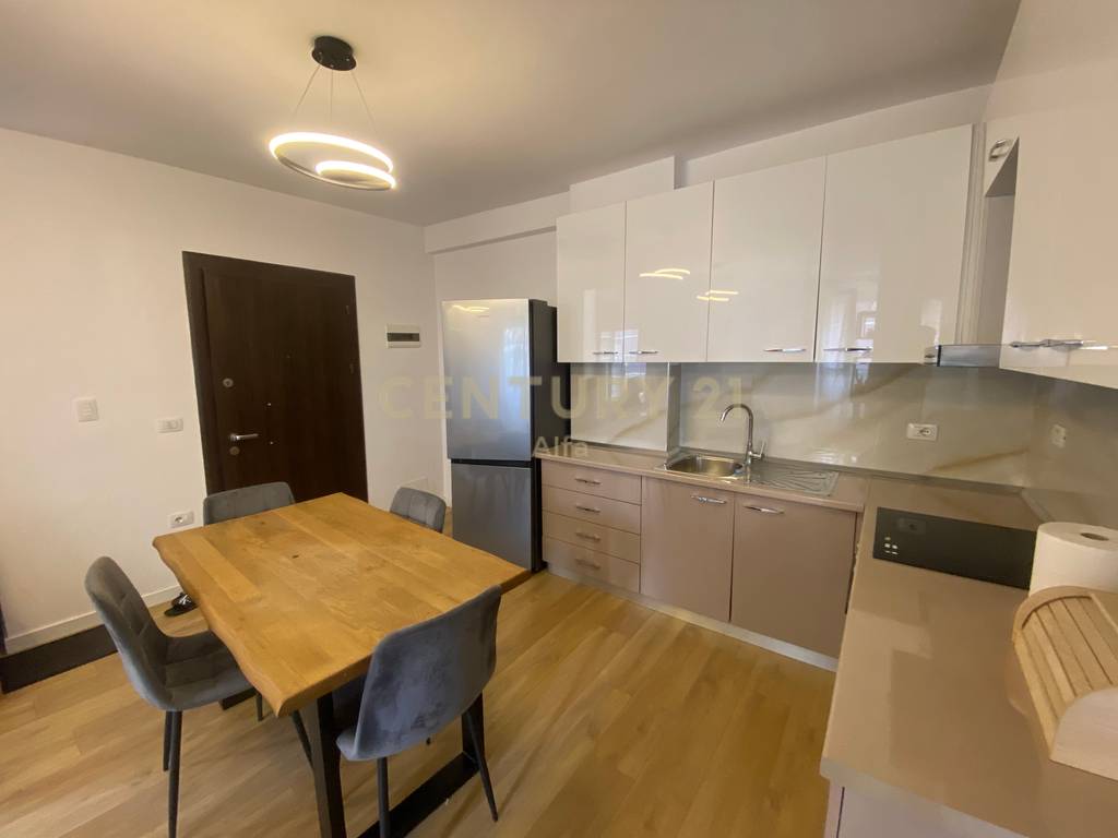 Appartamento in vendita 1+1 a shkozë! (2)