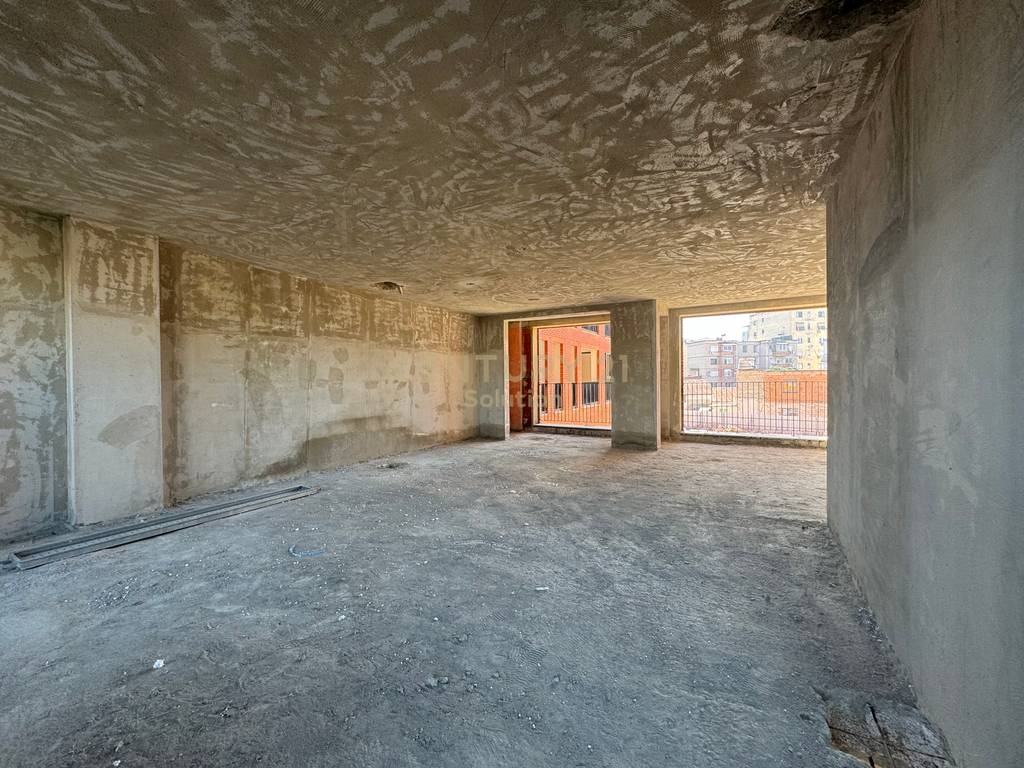 Shitet apartament 2+1 tek siri kodra! (3)