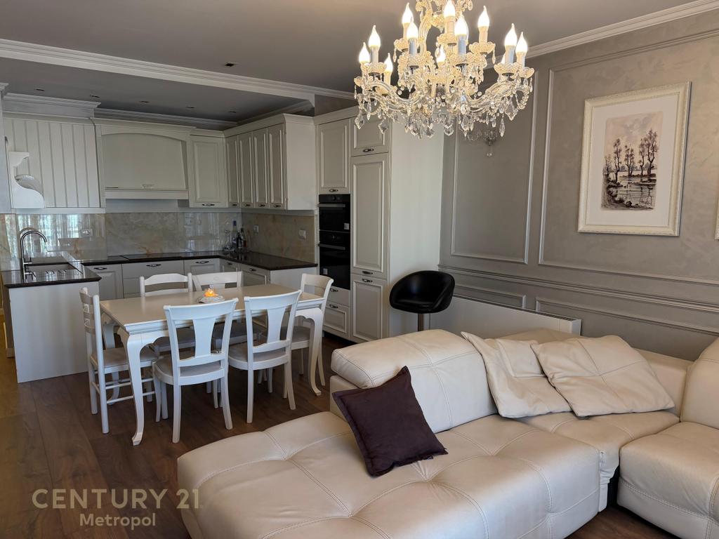 En alquiler: Apartamento elitista 2+1+2 cerca de ambasador 3! (5)