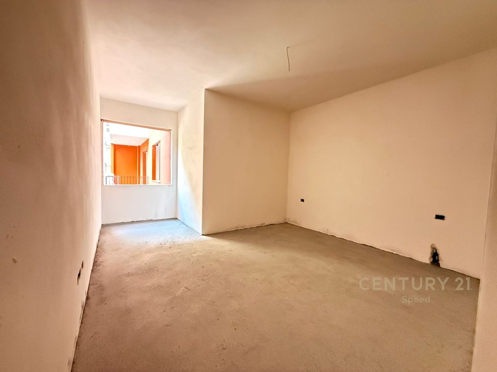 Appartamento in vendita 1+1 nel complesso edilizio space city, paskuqan, vicino al bulevardi i ri!