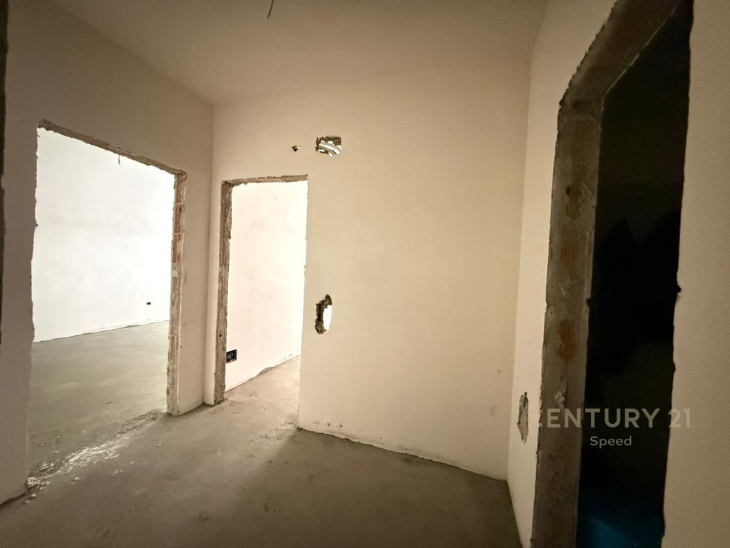 Appartamento in vendita 1+1 nel complesso edilizio space city, paskuqan, vicino al bulevardi i ri!