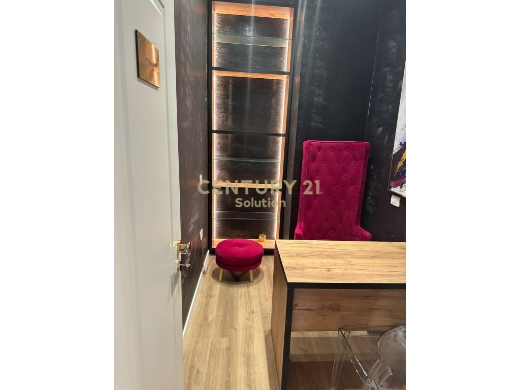 Peluquería en alquiler en el municipio de parís! (5)