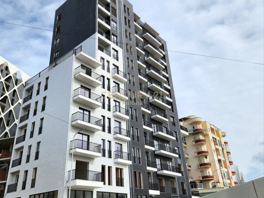Apartamento exclusivo 1+1 perto de Vlora marina