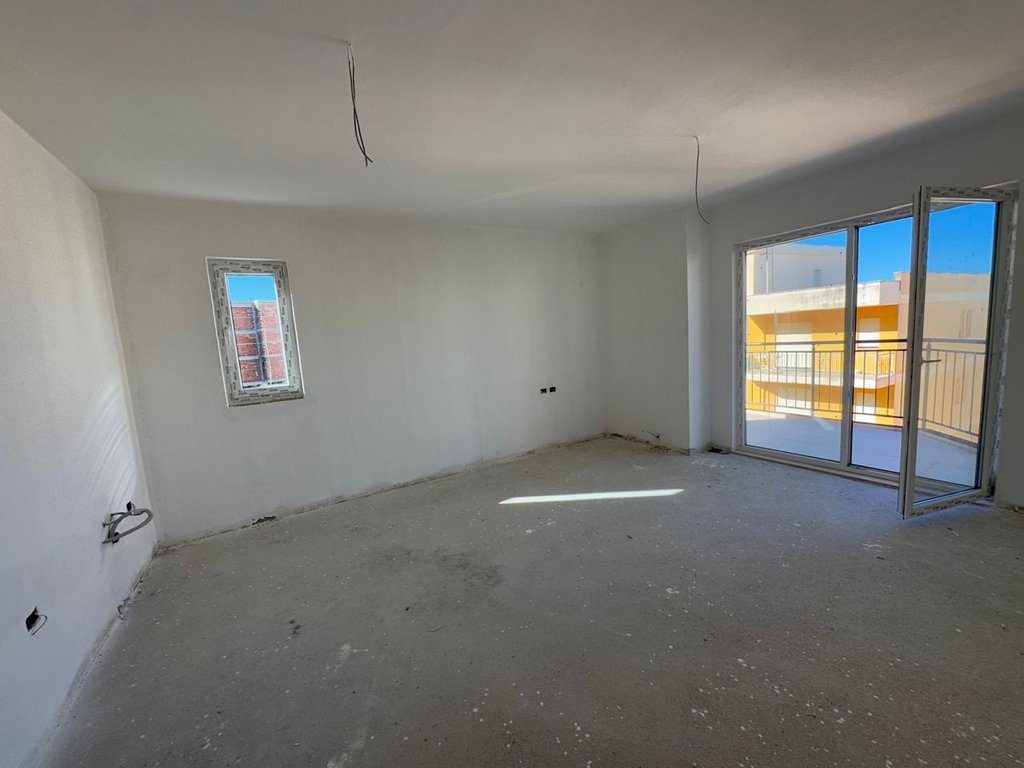 Appartement 2+1 à vendre, eau froide! (3)
