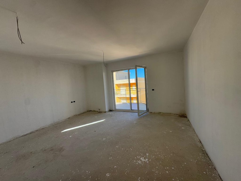 Appartement 2+1 à vendre, eau froide! (4)