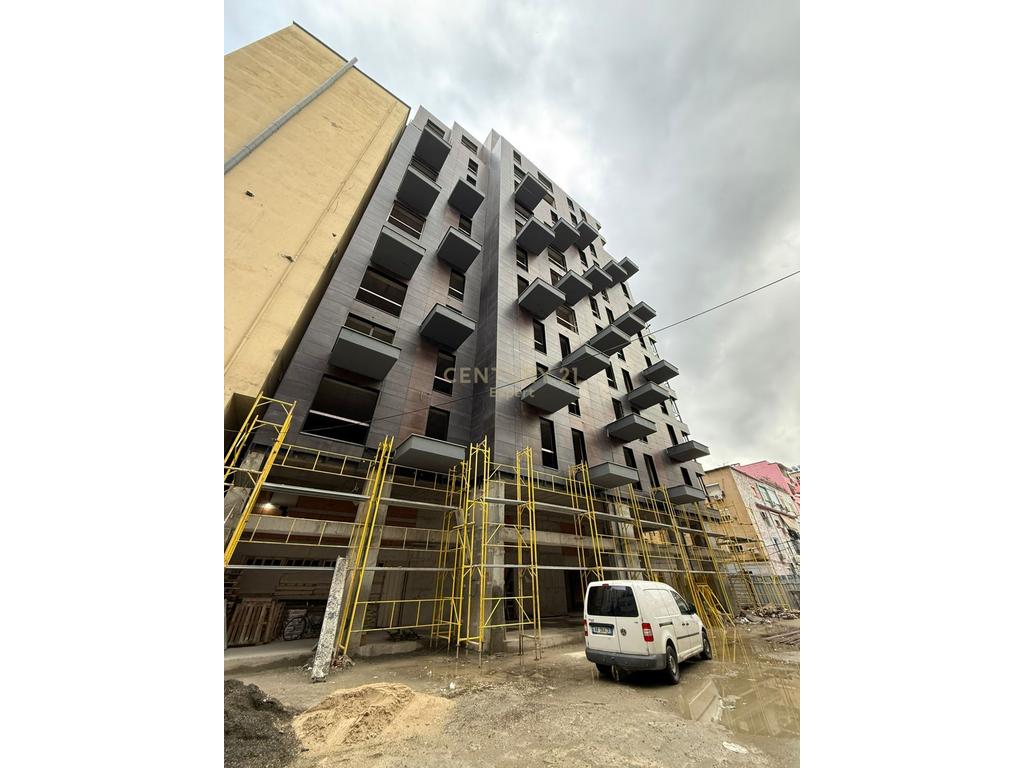 Appartamento 1+1+deposito vicino a piazza skenderbej (2)
