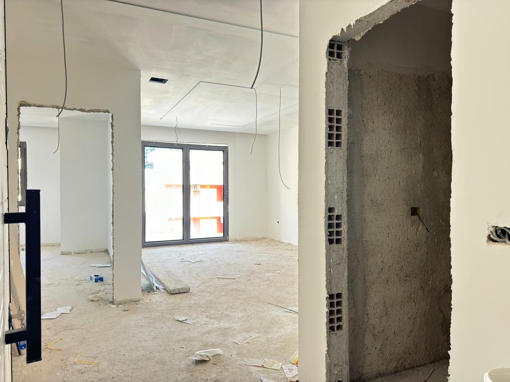 Piso 1+1 en venta en el lungomare! (2)