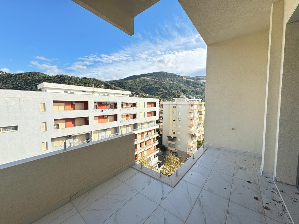 Piso 1+1 en venta en el lungomare! (5)