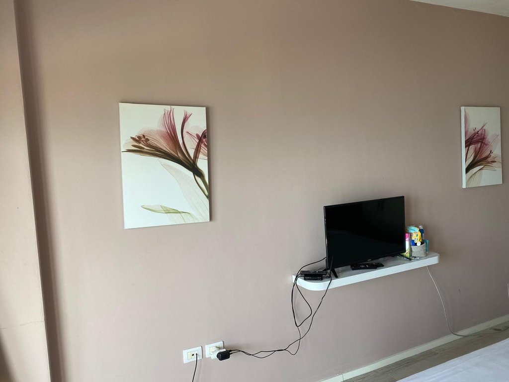 Apartamento 1+1 con vista al mar, en el lungomare! (6)