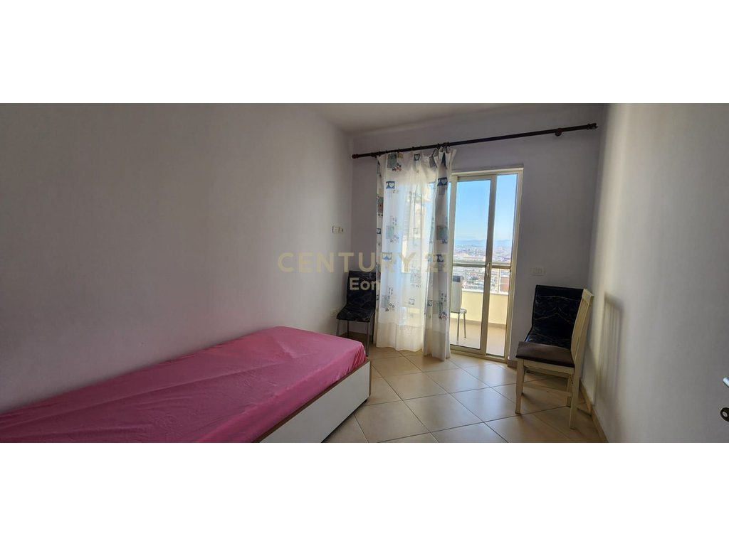 En alquiler: Apartamento amueblado 2+1+2 cerca de la estación de tren, Durrës! (7)