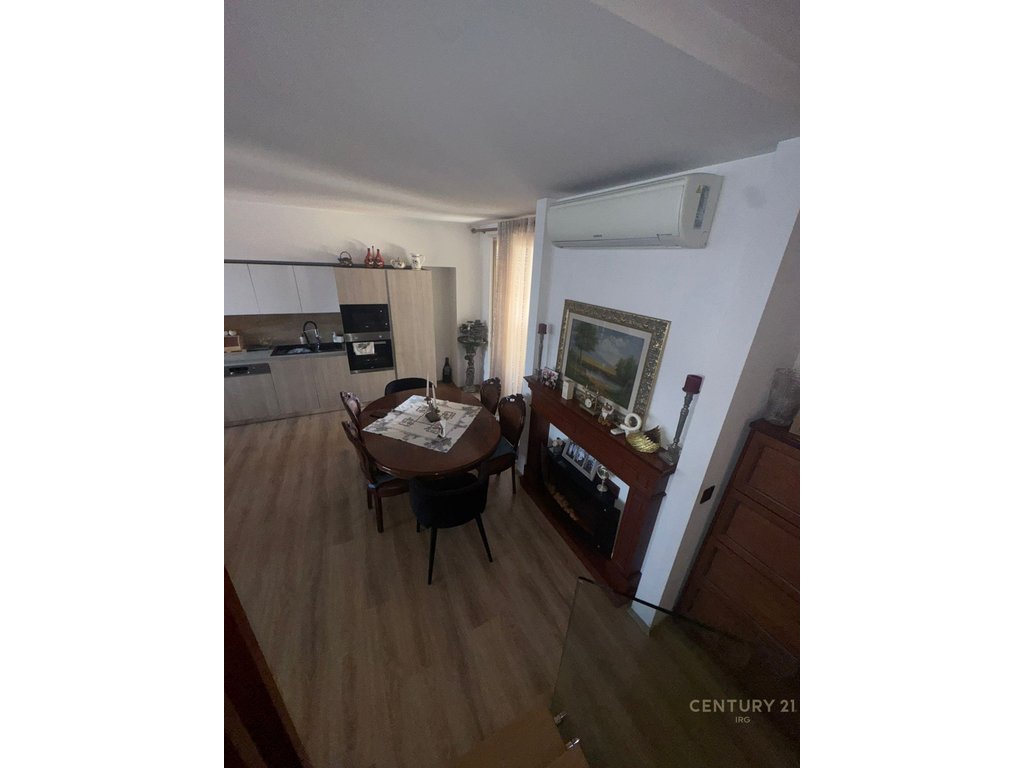 Duplex nel municipio di parisit! (4)