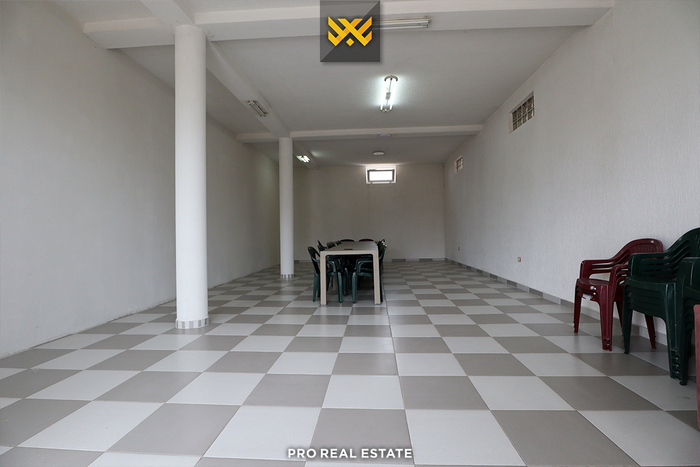 Shtëpi 380m² për #shitje në hajvali (8)