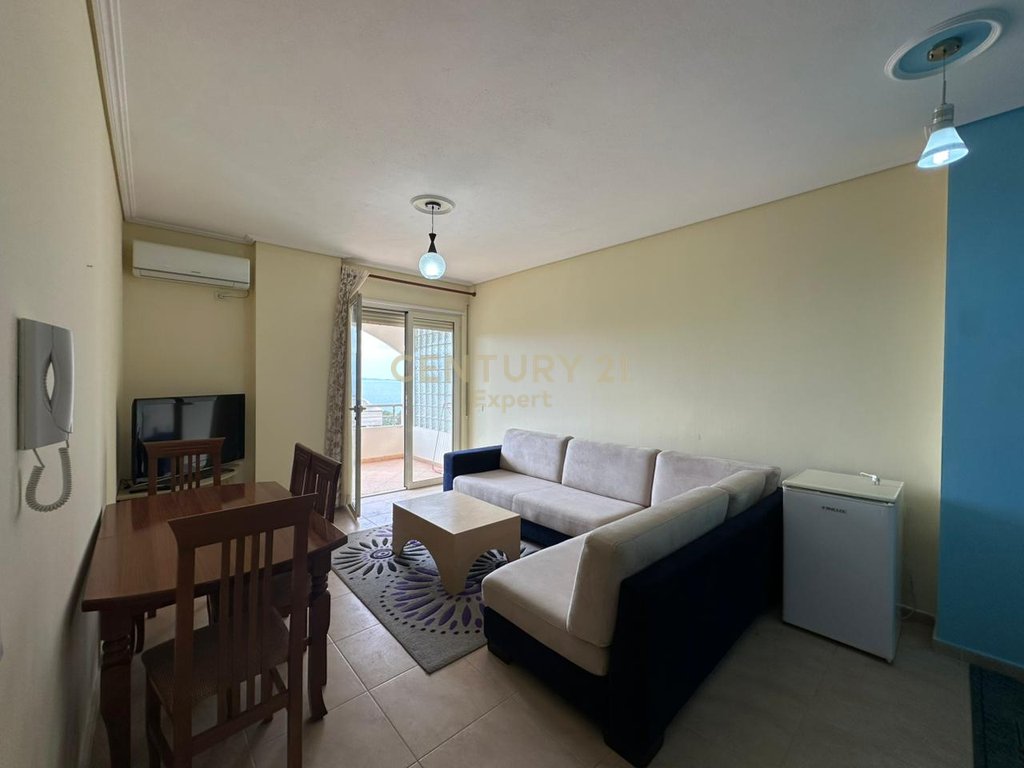 Apartamento 1+1 en alquiler temporada fría, vista al mar en ballore en la bahía