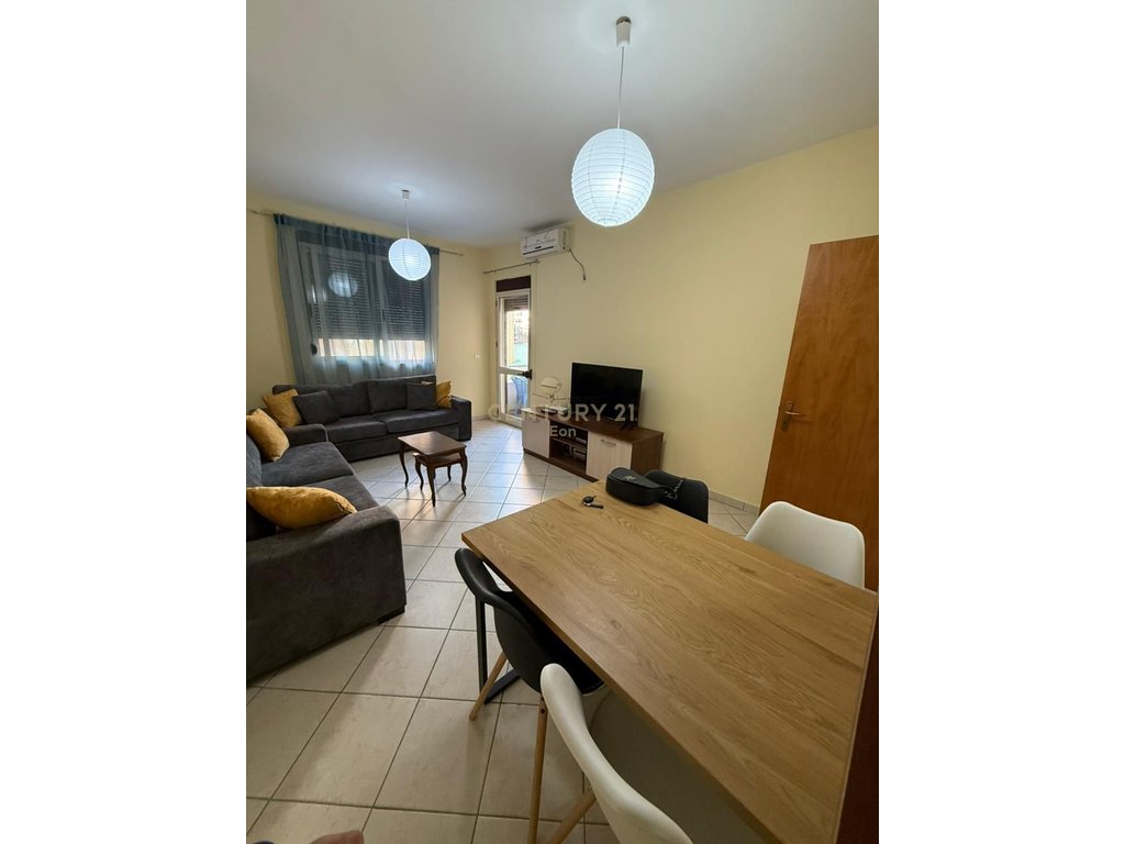 Apartamento à venda 1+1 – Shkëmbi i kavajës | primeira linha para o mar (3)