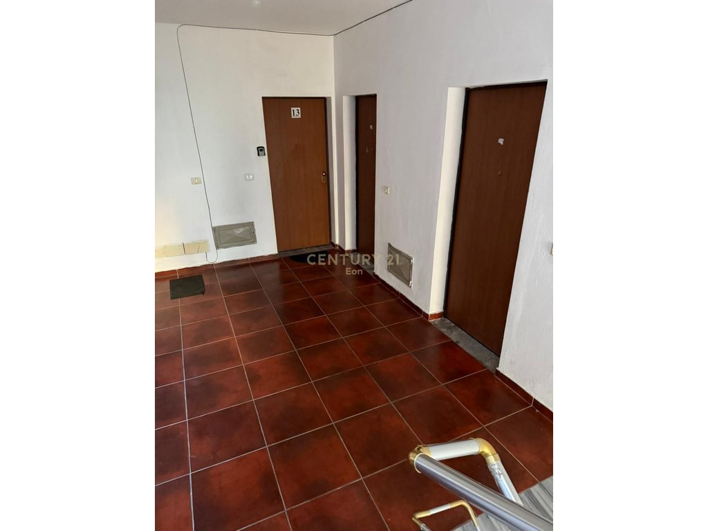 Apartamento à venda 1+1 – Shkëmbi i kavajës | primeira linha para o mar (8)