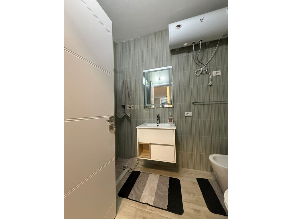 Apartament 2+1+2 me qira me pamje deti, vollga Durrës - 850€ | 100 m²