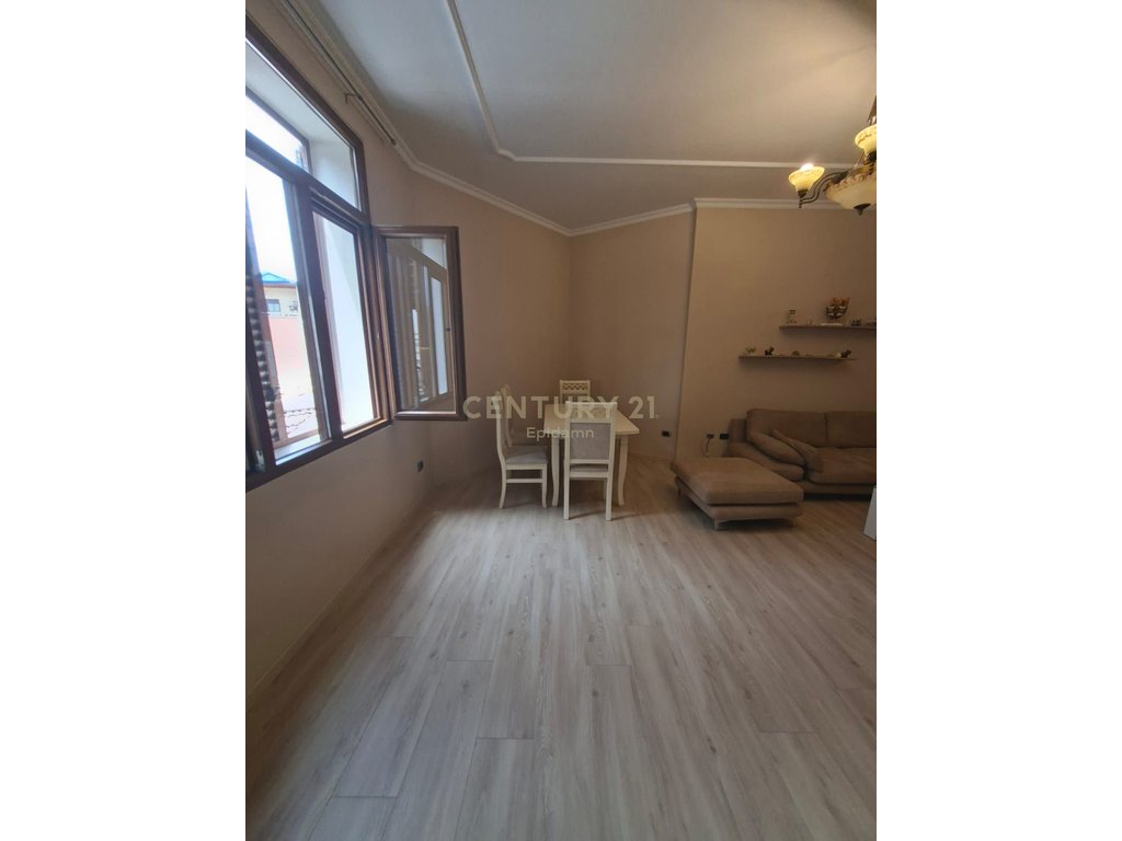 Apartament 2+1+2 me qira me pamje deti, vollga Durrës - 850€ | 100 m²