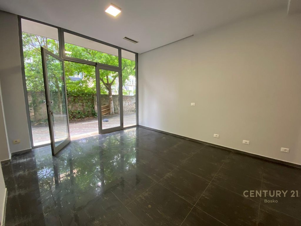 Espaço comercial para alugar no golden tower – Mine peza (8)