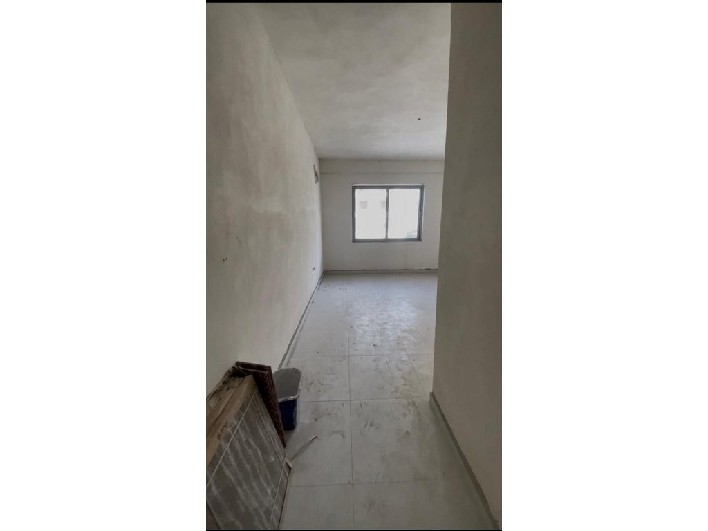 Piso 1+1 en venta, en orikum! (3)