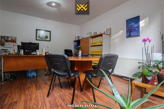 Haus – Büro 280m²+ 40m² zur miete in Pejton