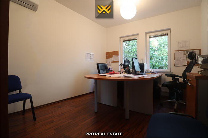 Haus – Büro 280m²+ 40m² zur miete in Pejton (5)