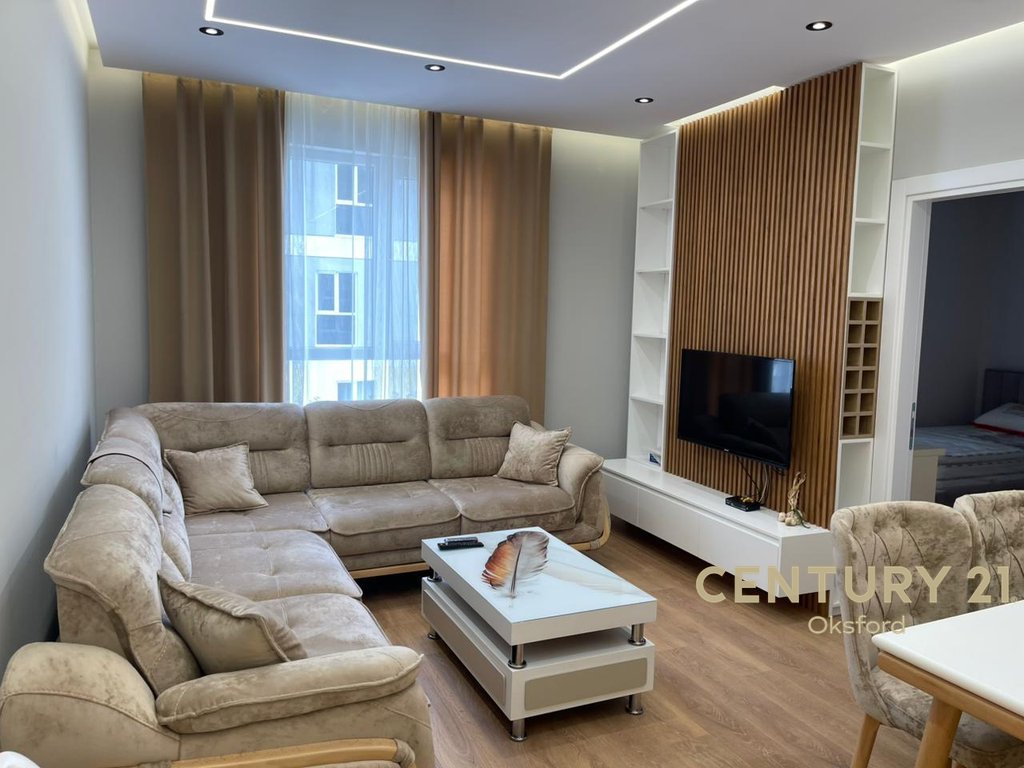 Shesim apartament 1+1, univers city-qtu!