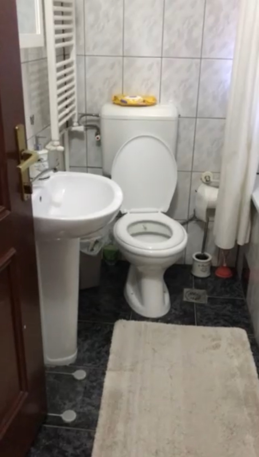 Apartamento para alugar 1+1 no centro