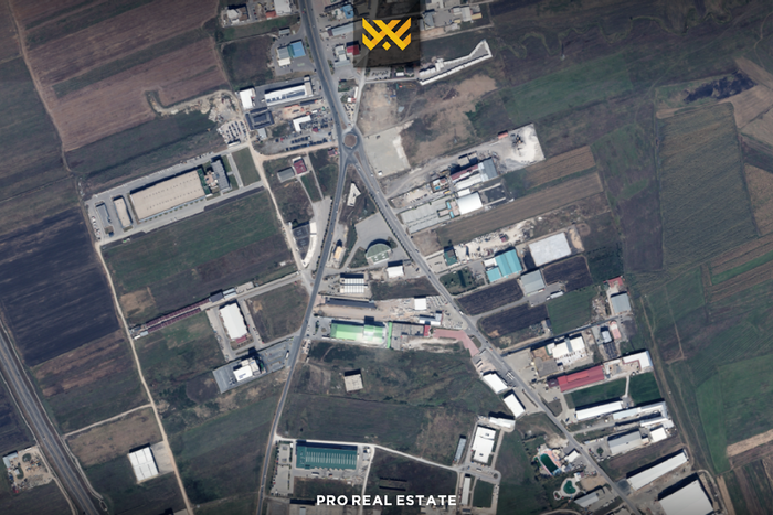 Objekt afarist 1260m² me #qira në konjuh.