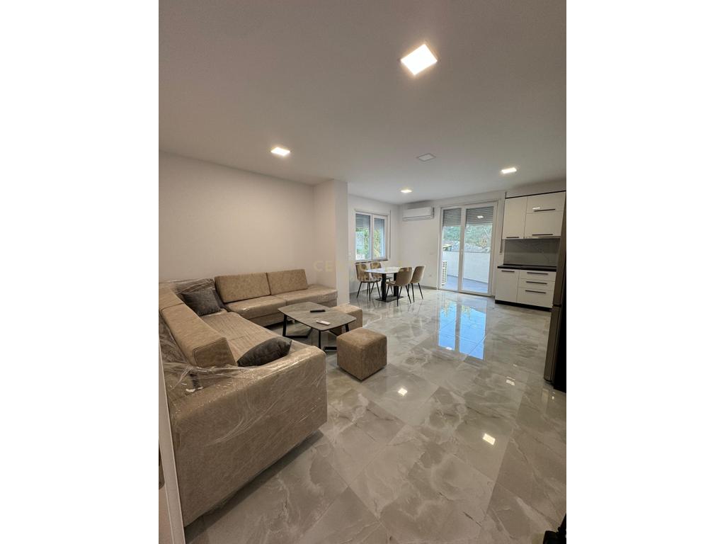 Apartment 2+1 for rent near mateo complex!