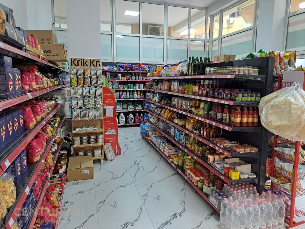 Shesim biznes market - fruta perime pranë atsh