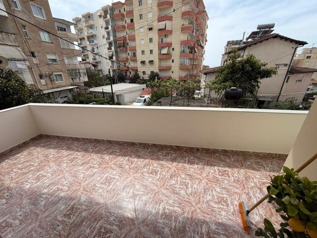Apartment zum verkauf 3+1+2 in der nähe von Saranda palace