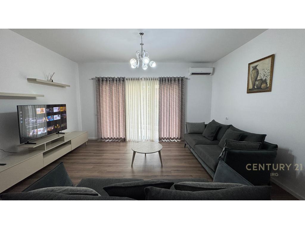 Apartment 2+1 for rent near mateo complex!