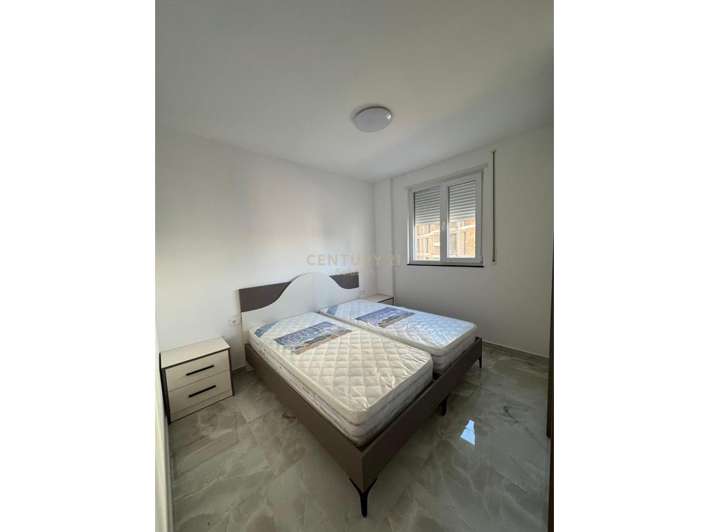 Apartment 2+1 for rent near mateo complex!