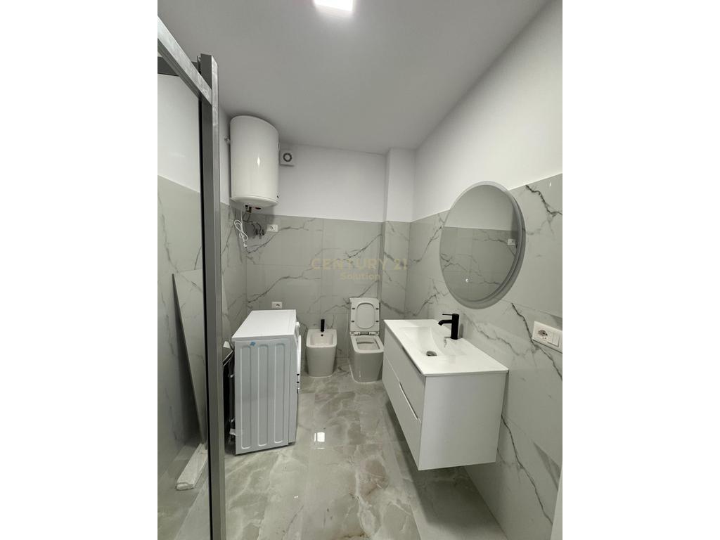 Apartment 2+1 for rent near mateo complex!
