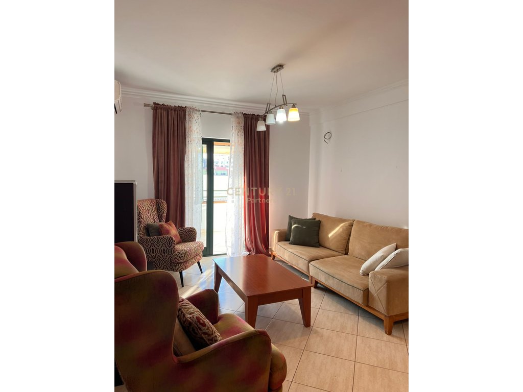 Apartament 2+1 me qira në rrugen gjon bukuzu ,prane restorant durrësi, Tiranë