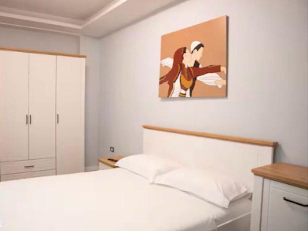 Apartament 2+1 me qira në rrugen gjon bukuzu ,prane restorant durrësi, Tiranë