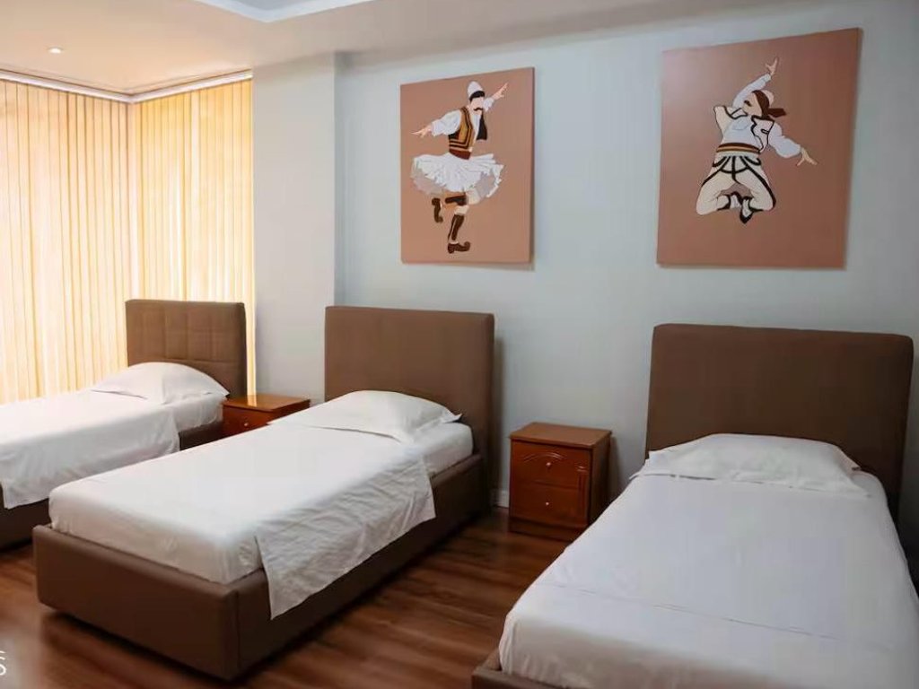 Apartament 2+1 me qira në rrugen gjon bukuzu ,prane restorant durrësi, Tiranë