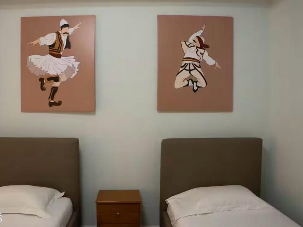 Apartament 2+1 me qira në rrugen gjon bukuzu ,prane restorant durrësi, Tiranë