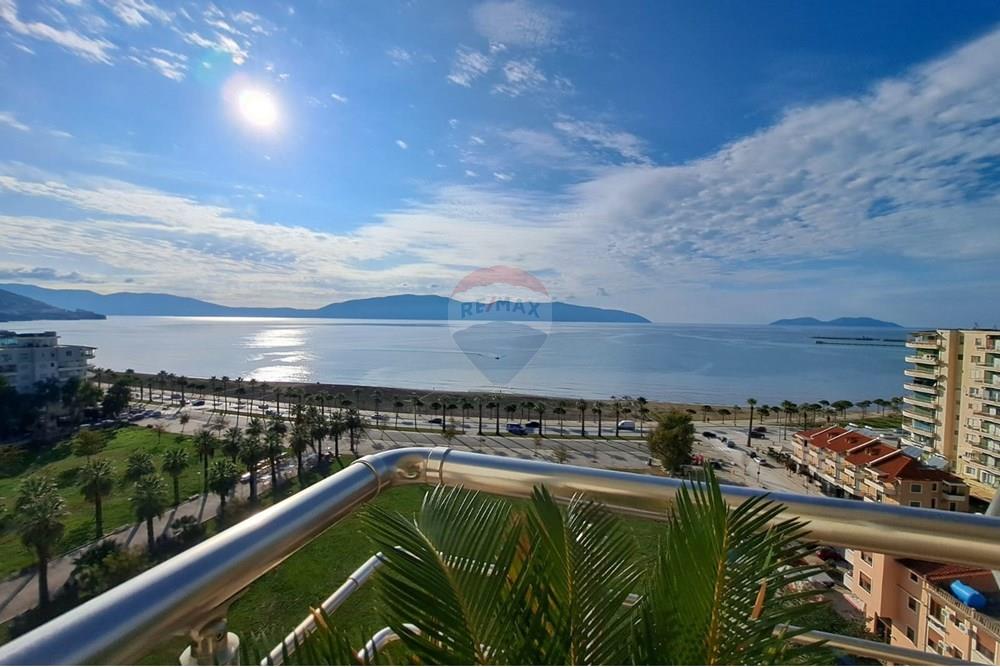 Appartement 2+1 avec vue panoramique sur la mer et certificat de propriété