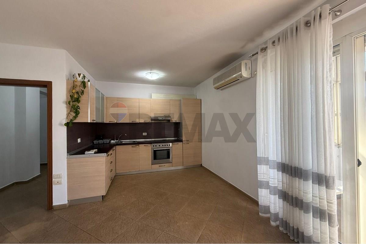 Apartament me qira 3+1+2 te pazari i ri