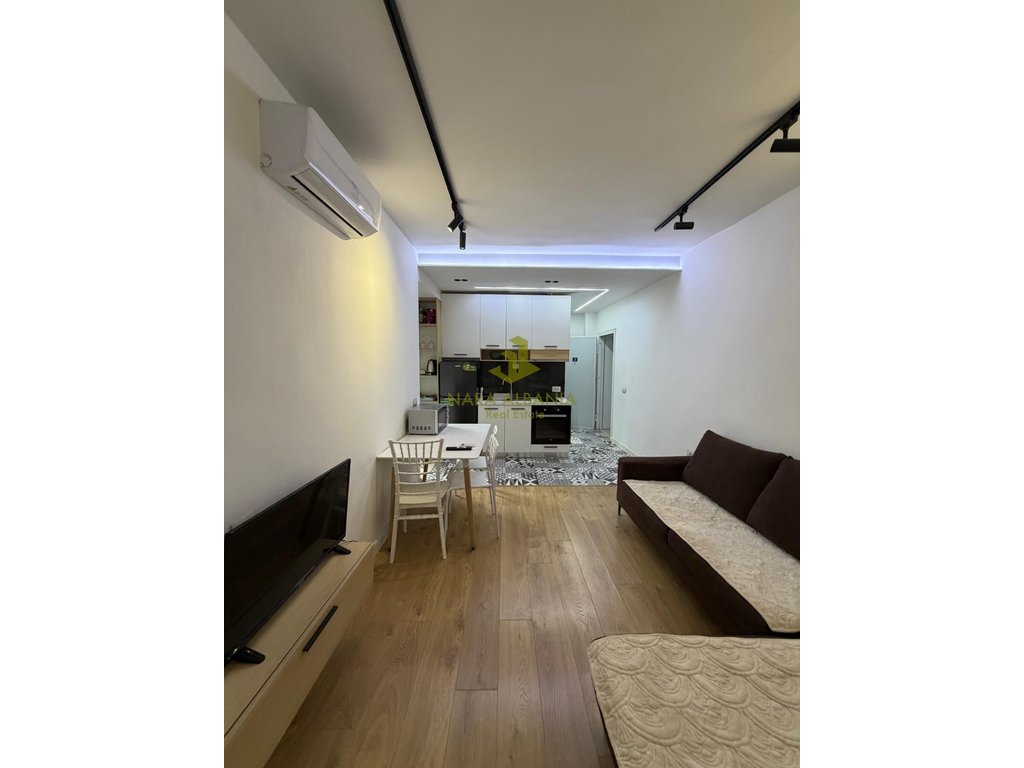 Shiten 2 apartamente 1+1 për investim – Mine peza, Tiranë